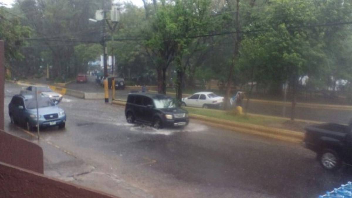 INFORME ESPECIAL: Tormenta eléctrica inunda a Tegucigalpa