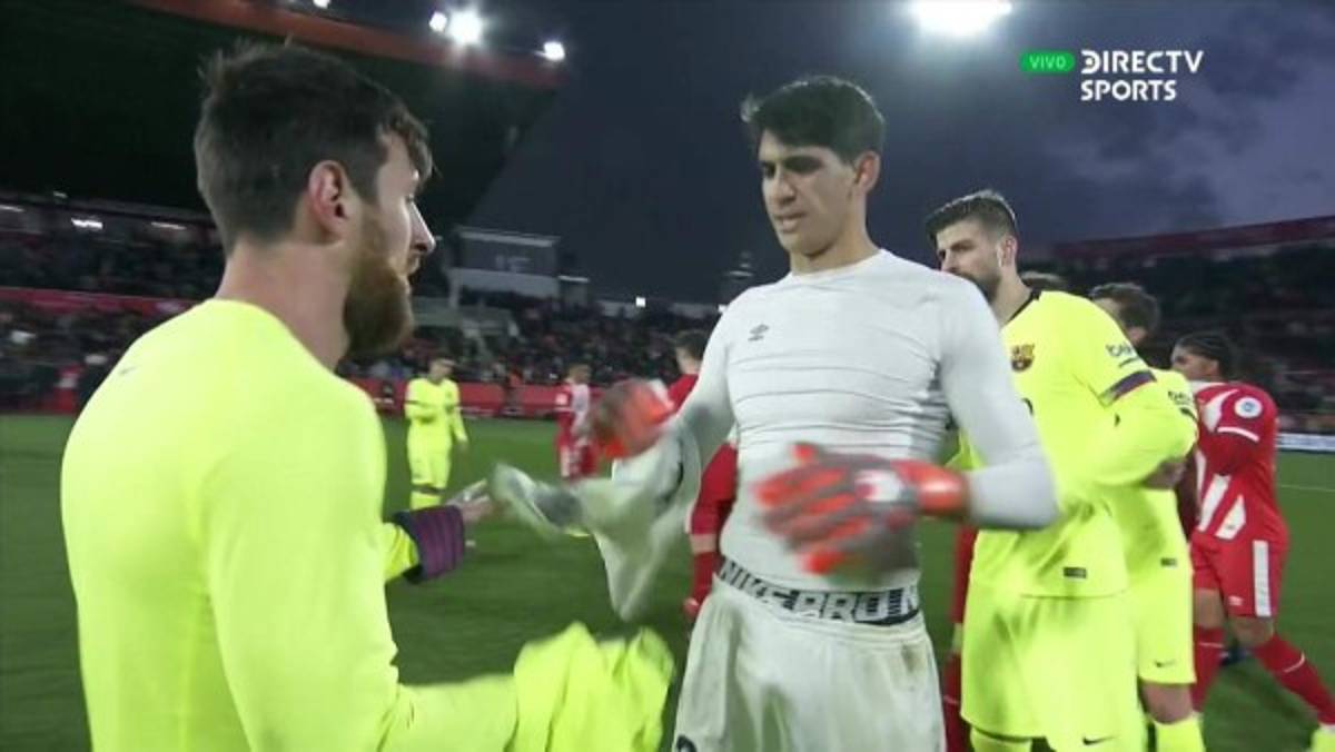 No viste en TV: El lamento de Suárez, Messi cambia camisa y el ambientazo en Montilivi