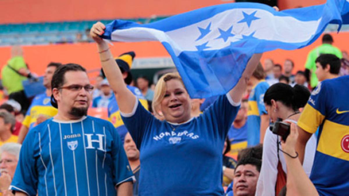 Entre 30 y 141 dólares, la entrada para El Salvador-Honduras