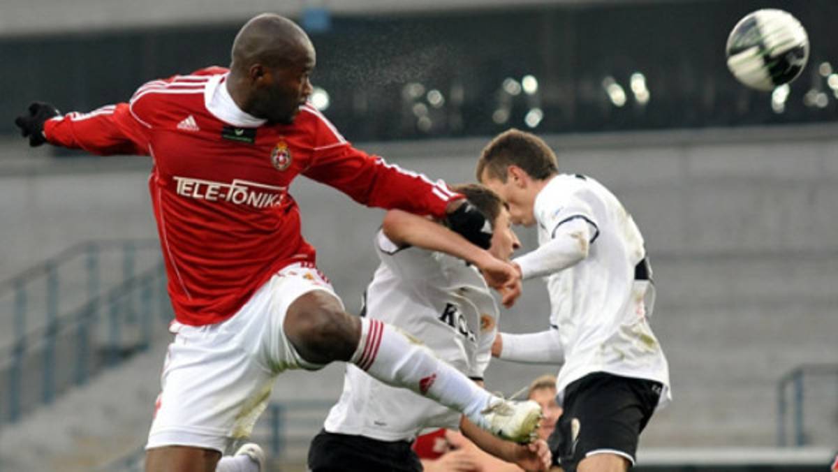 Osman Chávez, a partido de Europa League