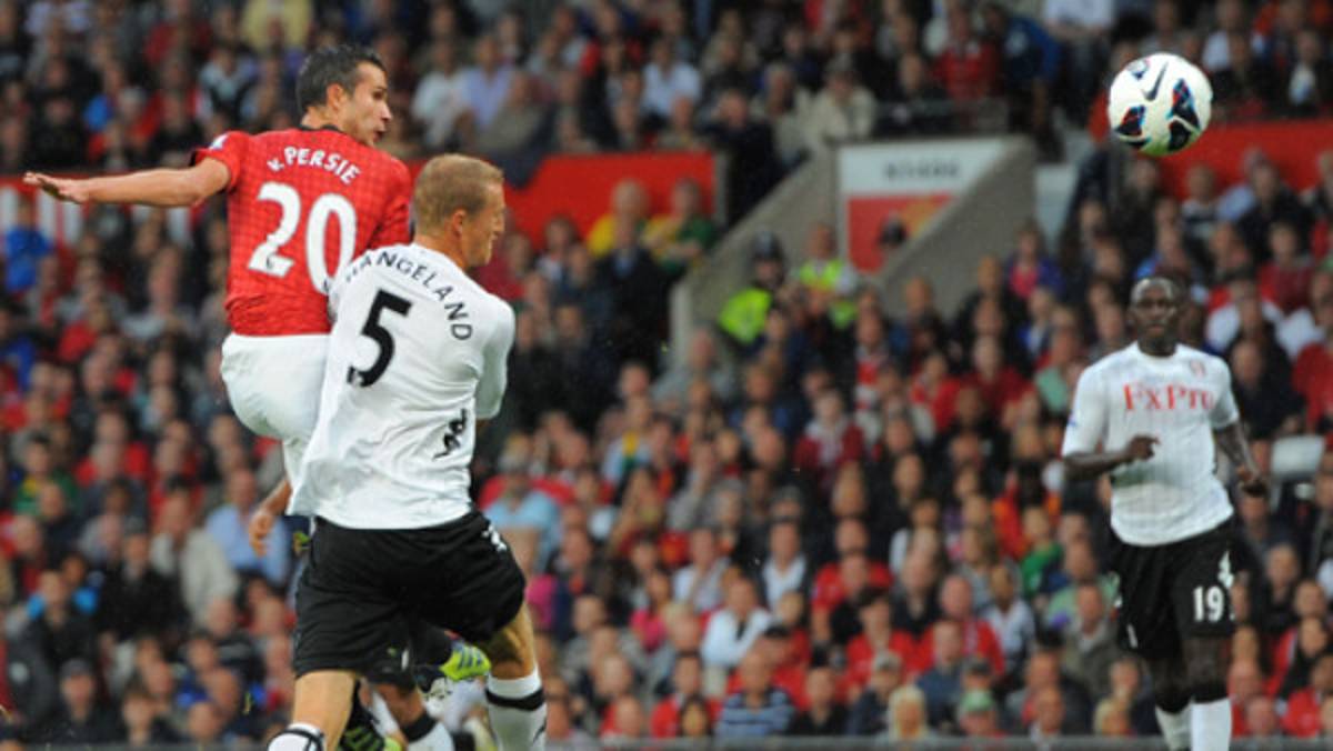 Van Persie se estrena con el Man. United