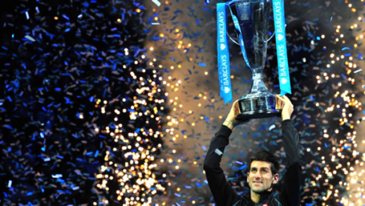 Djokovic vence a Nadal y revalida título de Copa de Maestros