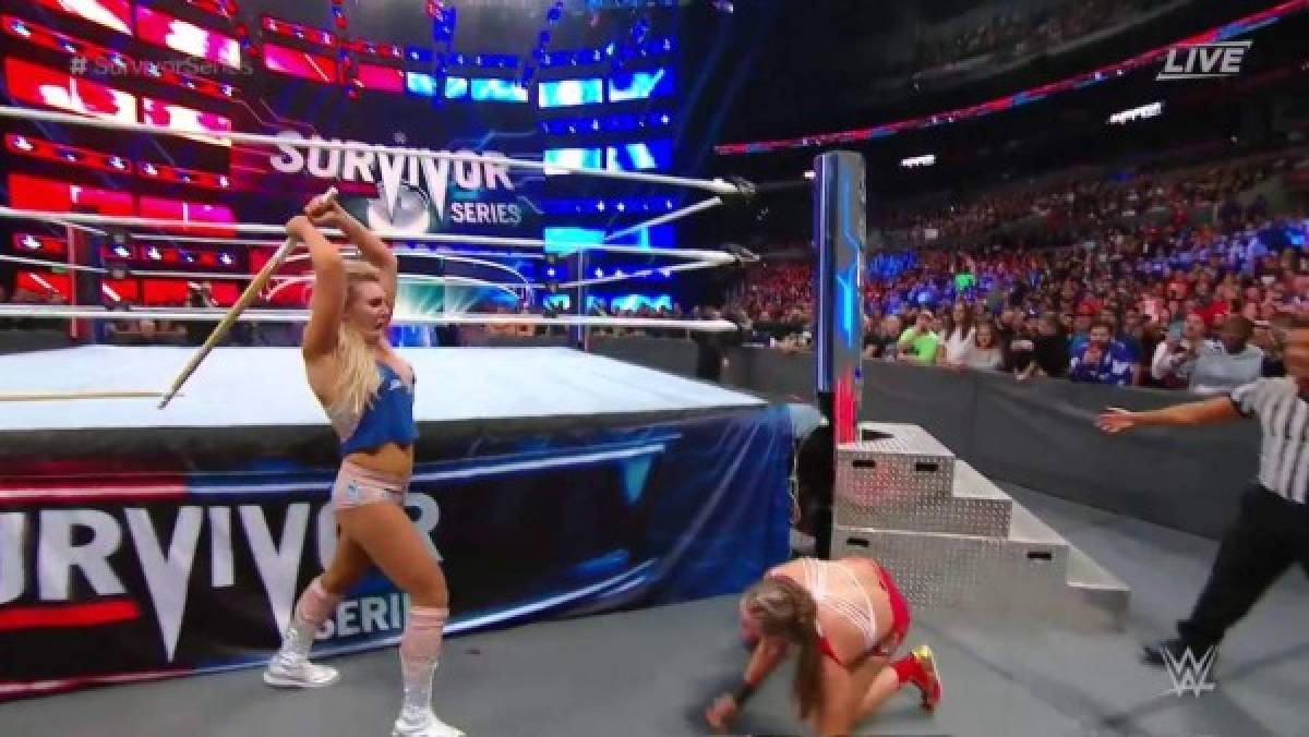 La sangrienta paliza que recibió Ronda Rousey en la WWE por Charlotte Flair