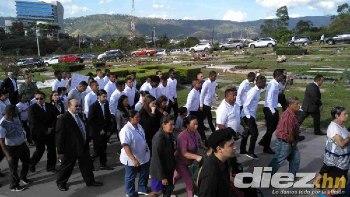 FOTOS: Así despidieron jugadores del Olimpia y familiares a Rafael Ferrari