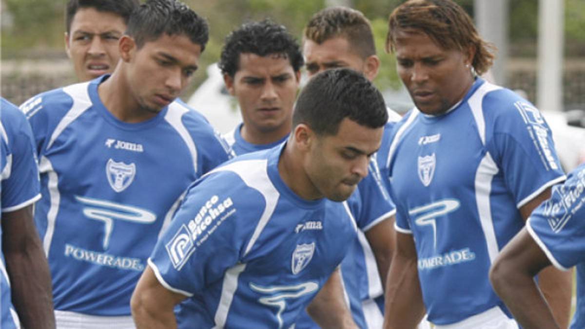 Mauricio Castro al quirófano