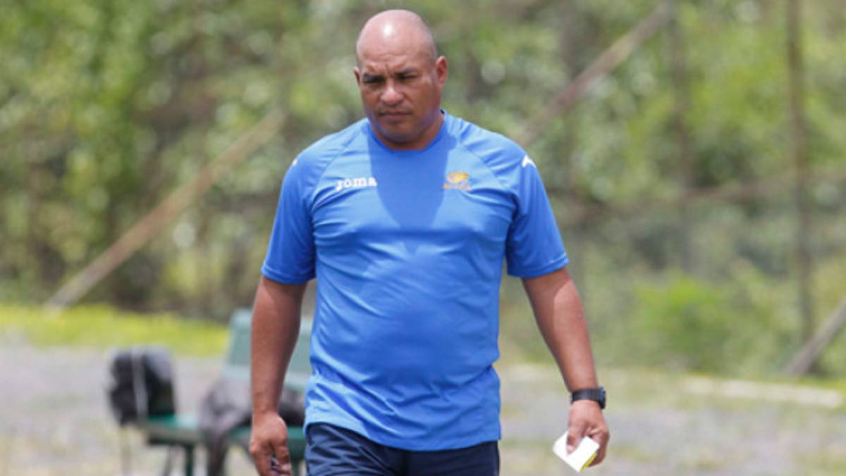 Luis Giribaldi desea que 'El Cuate” siga en Motagua