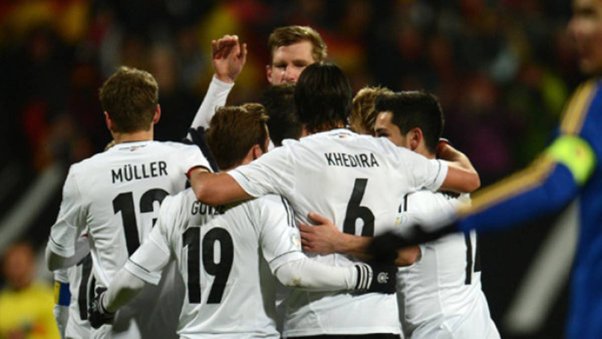 Alemania golea a Kazajstán y roza su boleto a Brasil