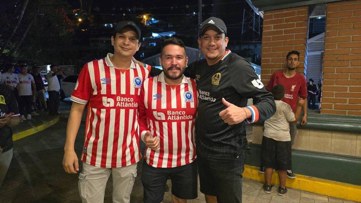 Fiesta Blanca: El banderazo de la Ultra Fiel, la actitud de los jugadores del Olimpia y el mensaje de Rafa Villeda para su afición