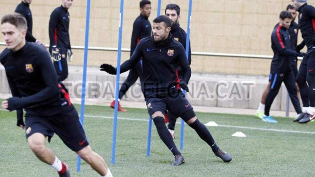 Choco Lozano entrena con el primer equipo del Barcelona en la semana del clásico