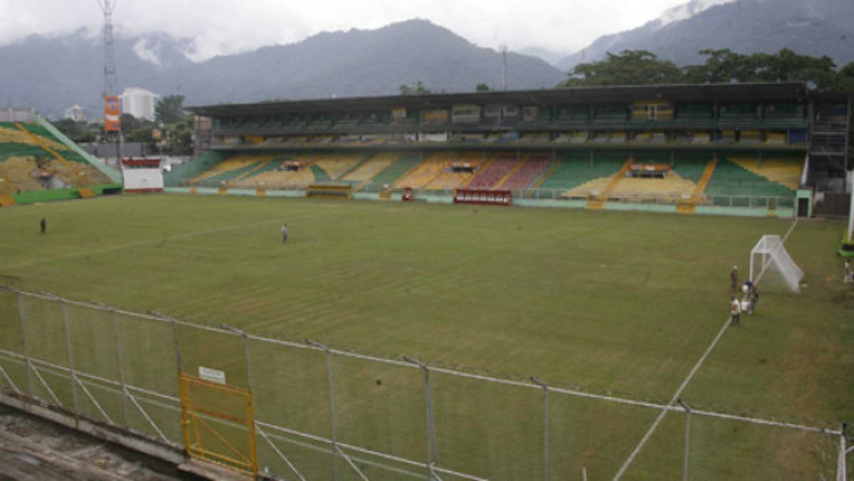 Real España no cambia el Morazán pese al mal estado del campo