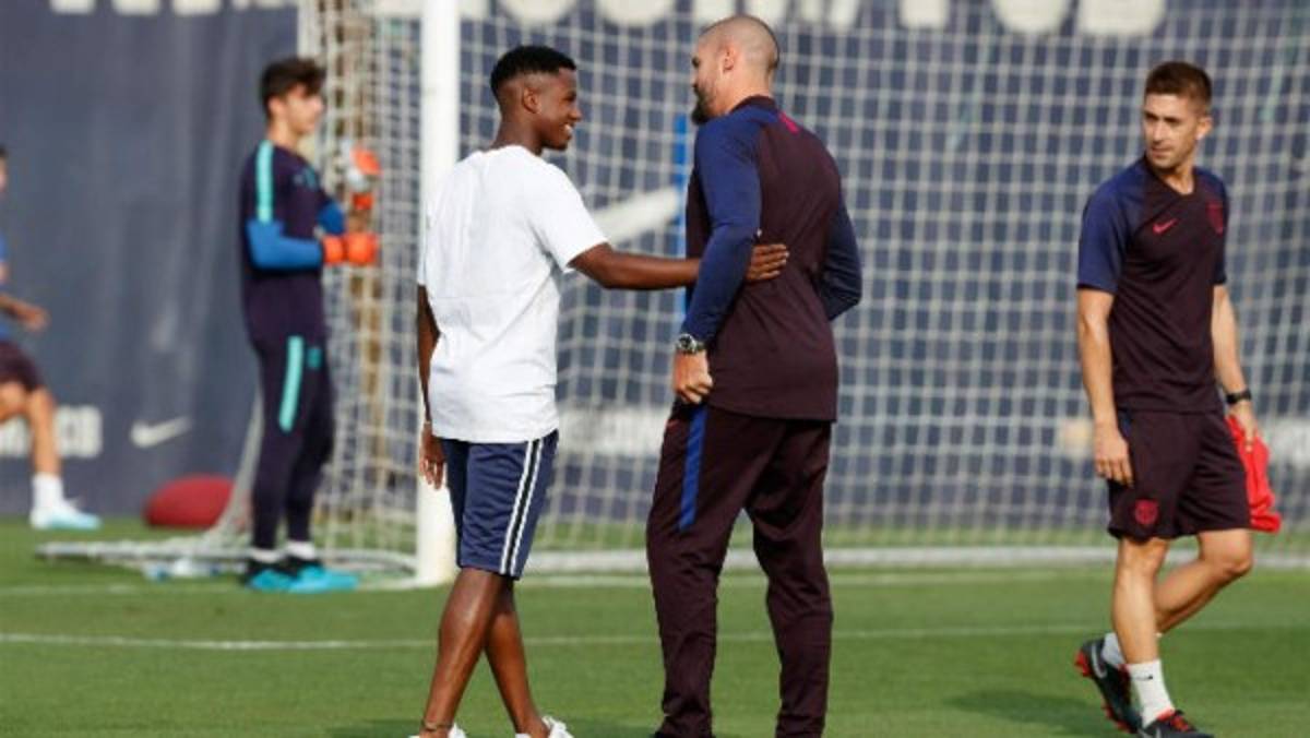 Su verdadero nombre: El pasado desconocido de Ansu Fati, el niño de las 'botas rotas' que cumple 18 años