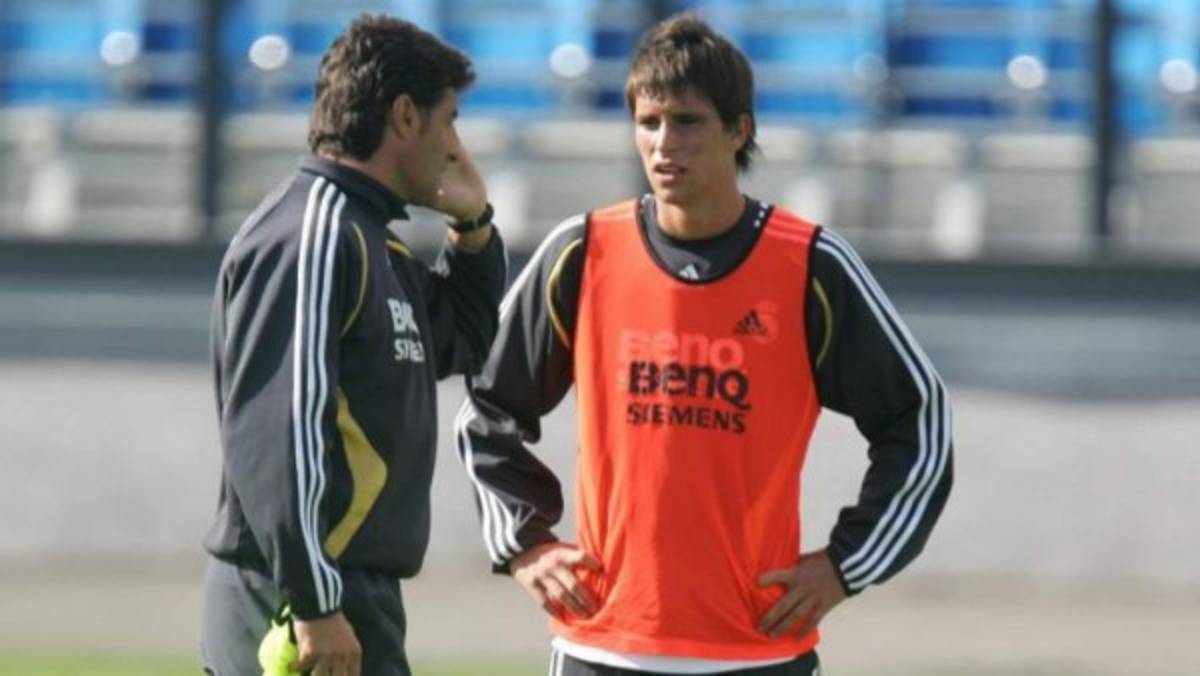 Queda en familia: Entrenadores que dirigieron a sus hijos en un club profesional