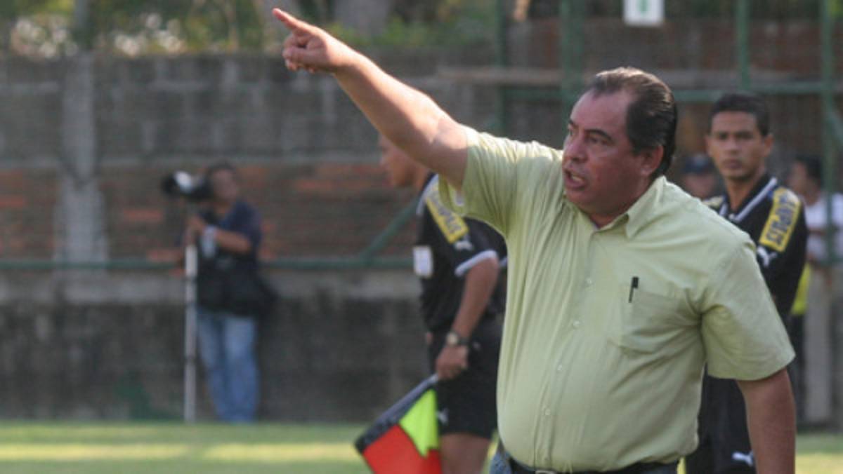 Edwin Pavón va por cortar la mala racha