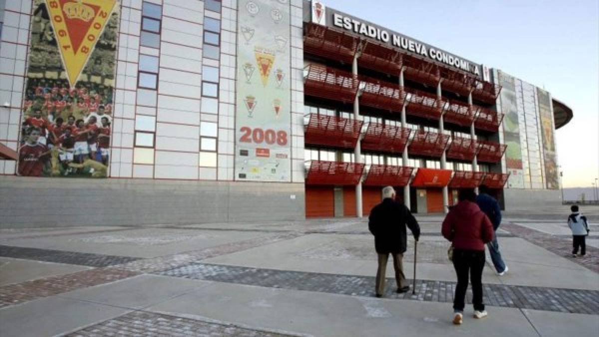 Así es el estadio del Real Murcia, recinto donde estará grabado el nombre del 'Macho' Figueroa