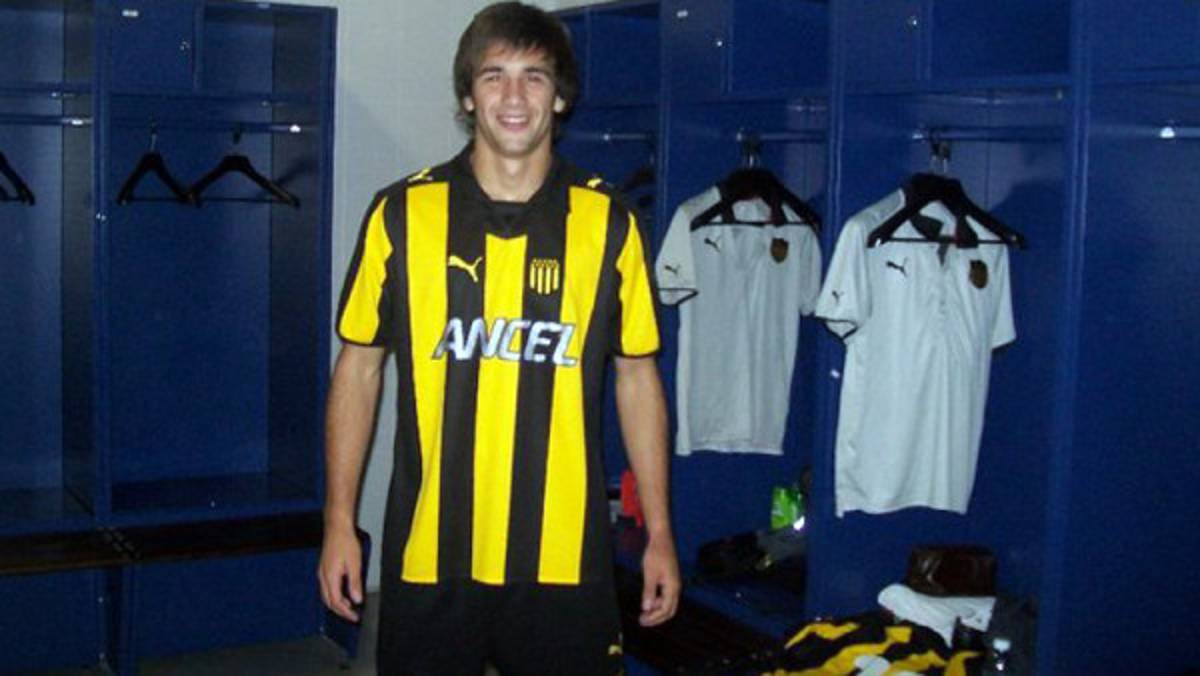 Platense ficha a Gastón Poncet, ex delantero del Peñarol de Uruguay