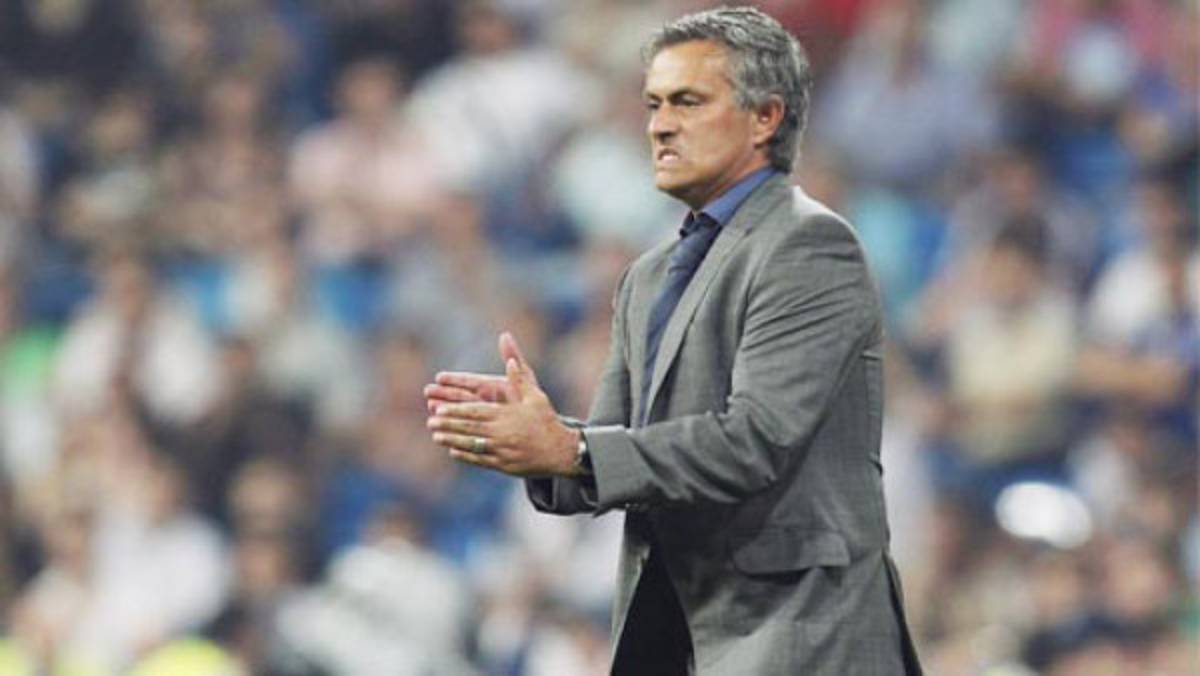 Adidas vende menos desde que llegó Mourinho