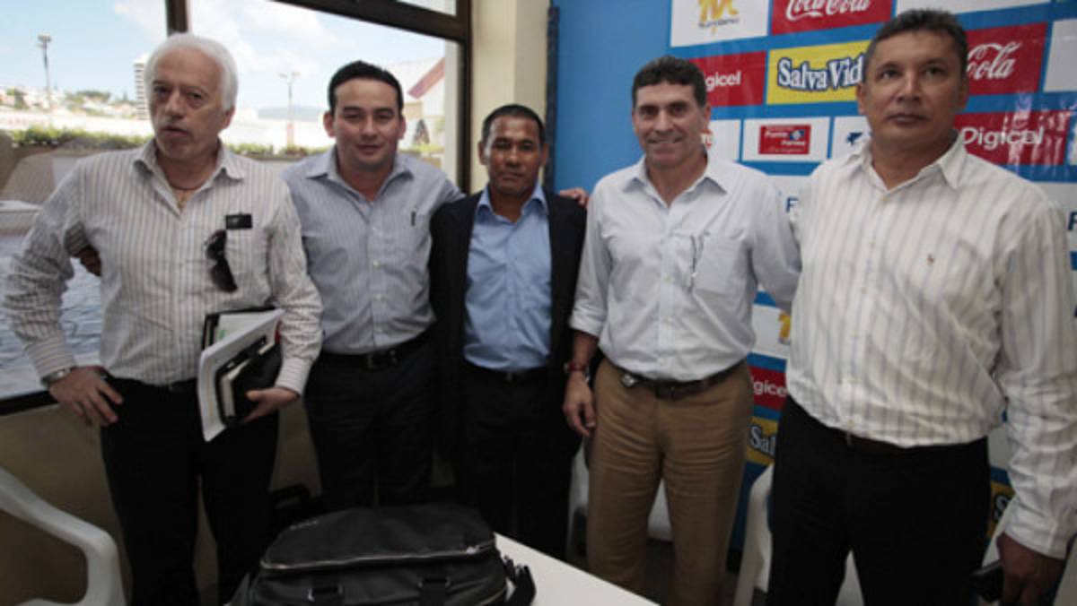 Javier Padilla, nuevamente DT de la Sub-20 de Honduras