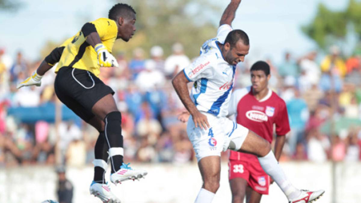 Afición ve a Olimpia en semifinales