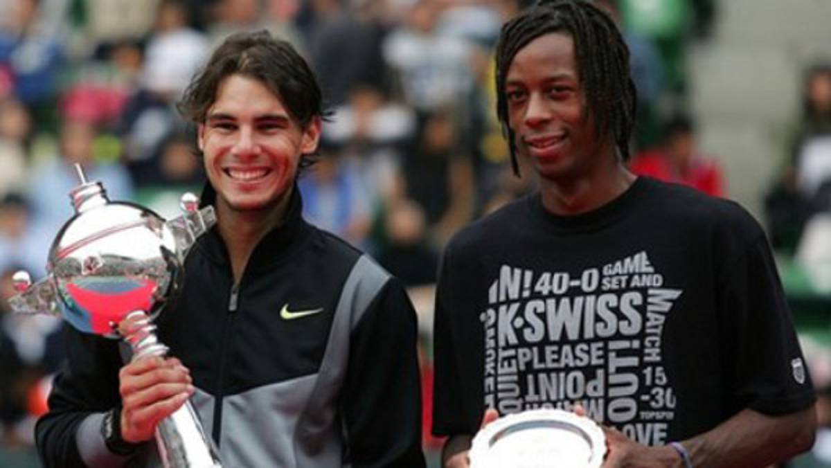 Rafael Nadal levantó la copa en Tokio