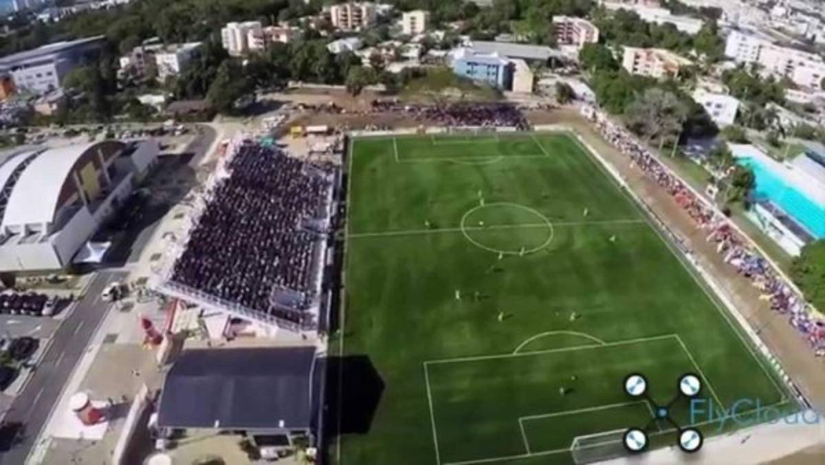 Afición mexicana se burla de los estadios en donde le tocará jugar a Chivas, Tigres y Tijuana