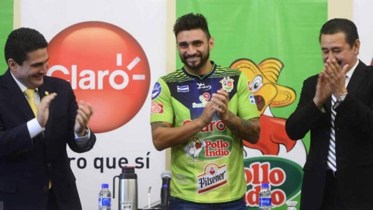 RUMORES Y FICHAJES: Un salvadoreño en el Dortmund; 'Fito' llegaría a Honduras y Lombardi es noticia