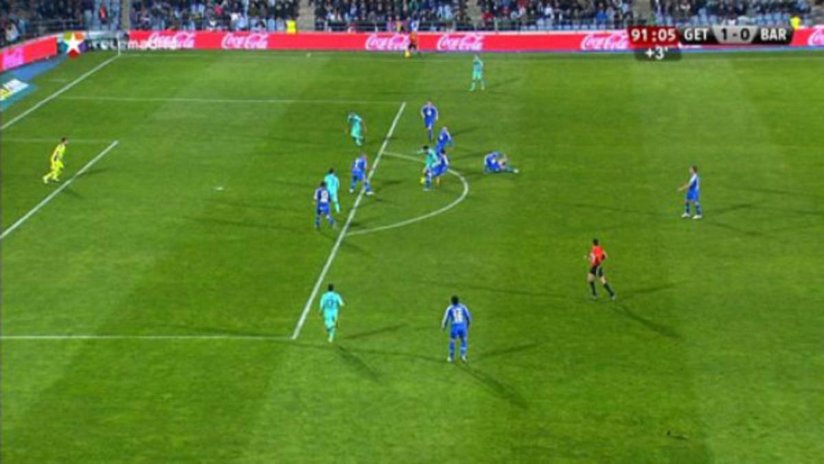El gol anulado al Barcelona al minuto 90