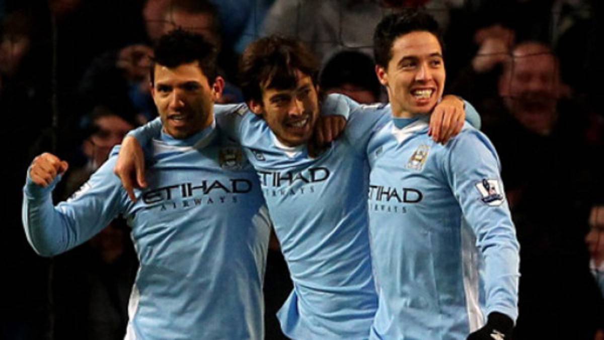 Manchester City no suelta el liderato en la Premier