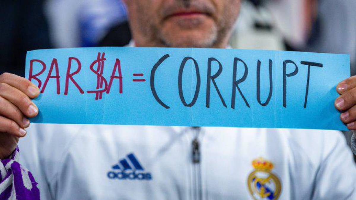 Los regalos de Negreira a los árbitros con dinero del Barcelona y el WhatsApp de su hijo que lo deja en evidencia