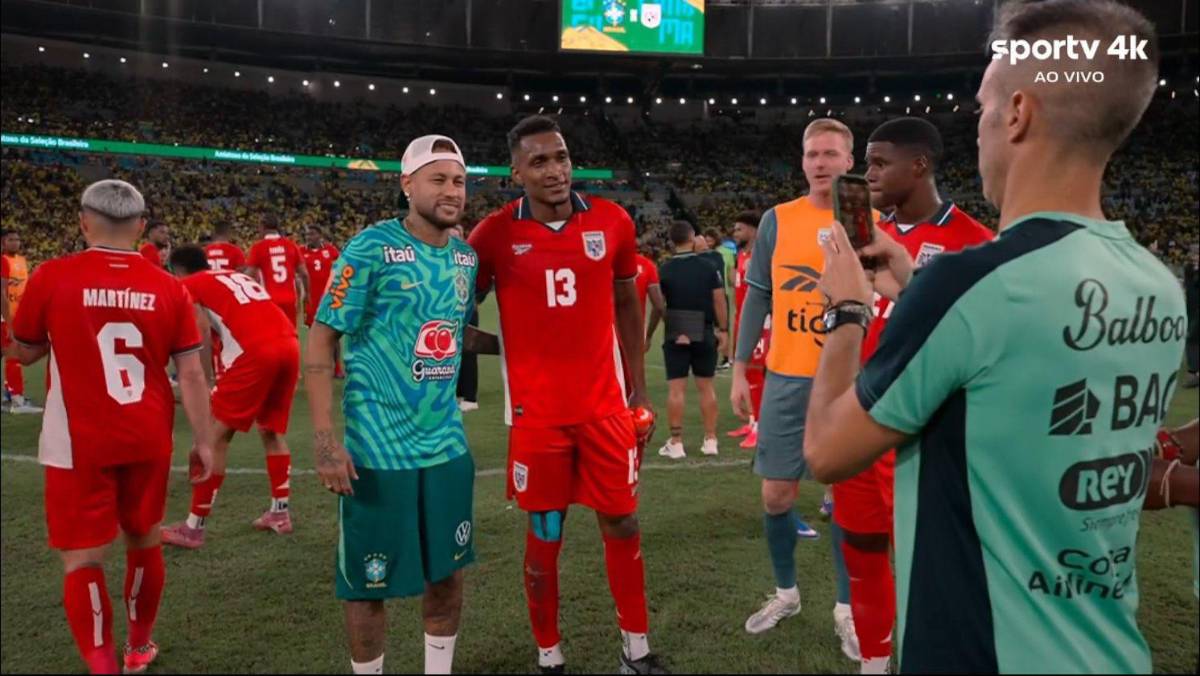 Neymar vuelve locos a los panameños tras la paliza de Brasil y un invitado de lujo