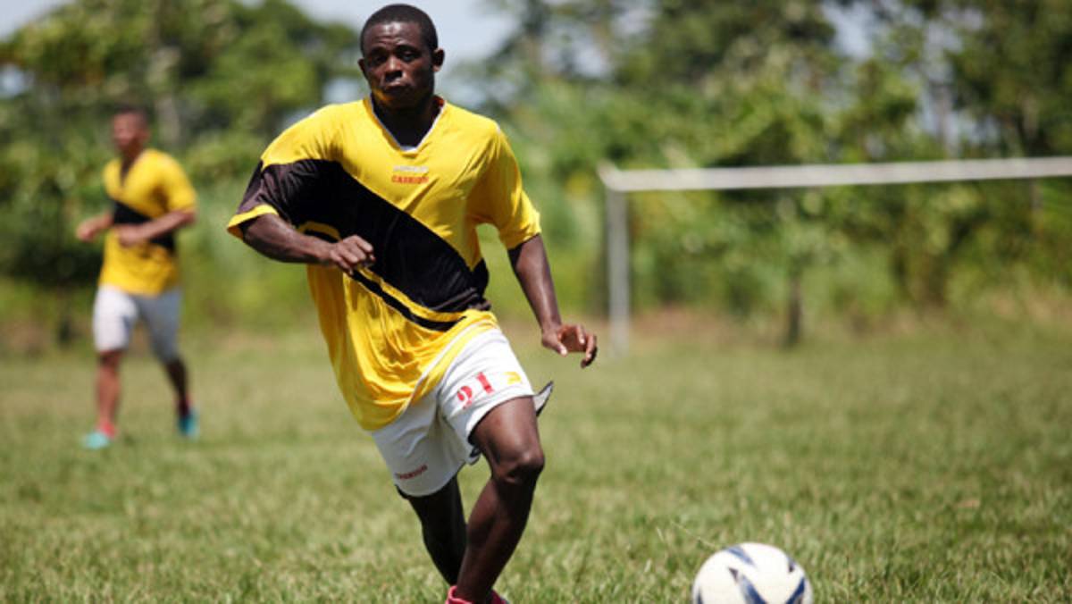 Mario Chávez podría jugar en el Alajuelense de Costa Rica