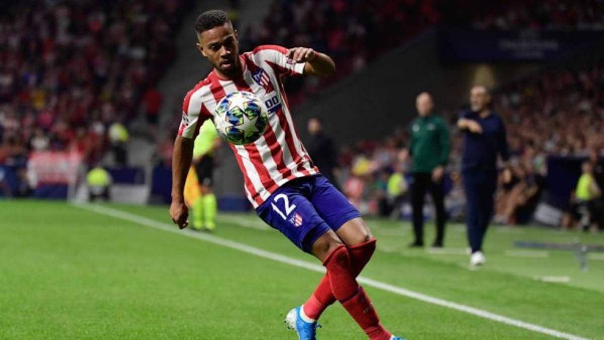 El poderoso 11 que tiene ahora Simeone en el Atlético de Madrid con el fichaje de Luis Suárez