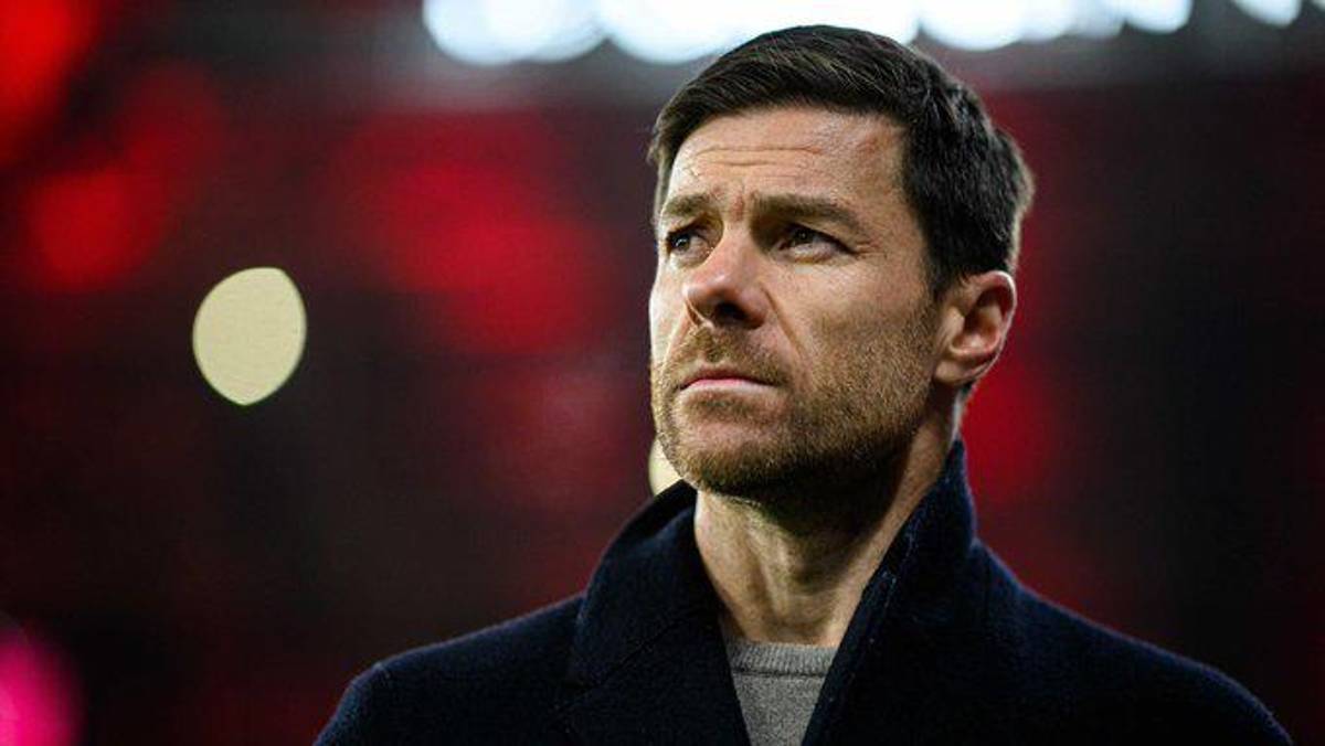 Usó la imagen de Xabi Alonso para estafar al Liverpool y esto pidió al club tras la salida de Klopp