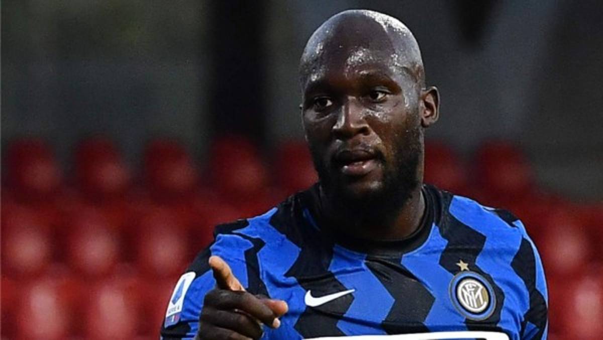 Con dos renovaciones claves: La lista de fichajes que pide Koeman para revolucionar al Barcelona