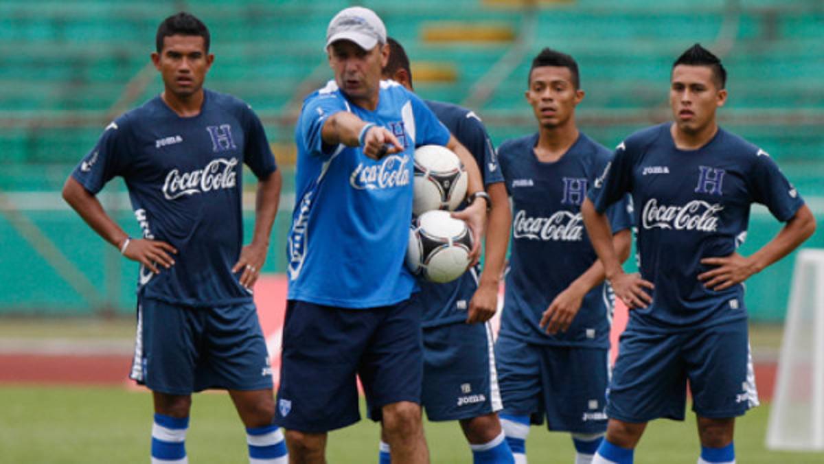 Honduras ensaya puntería contra México