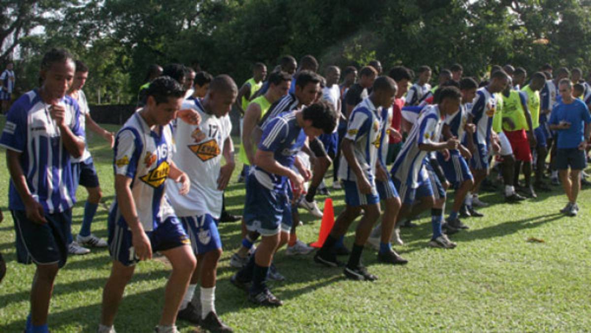 Victoria bajará costos en el Apertura