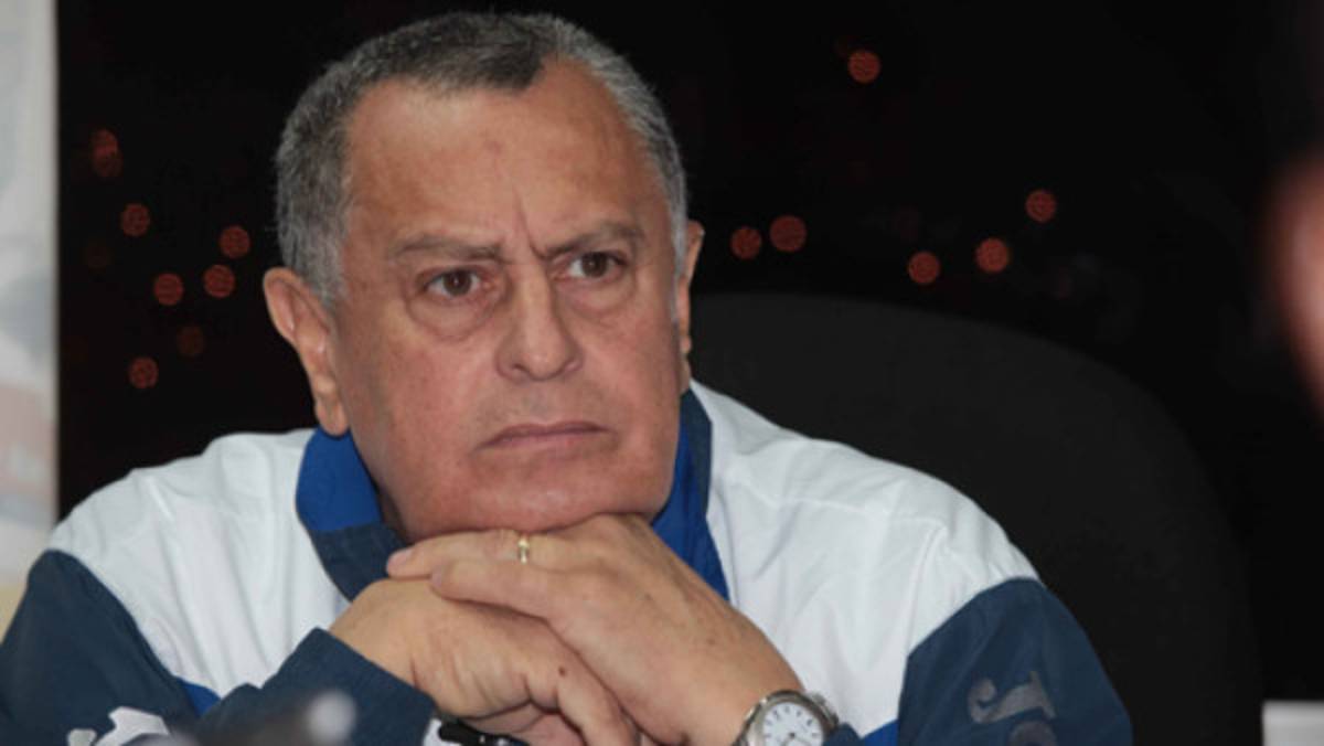 Castillo reprueba salida de Welcome