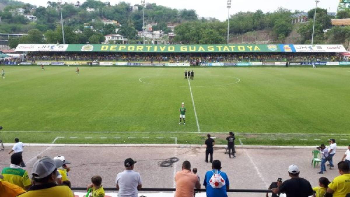 ¡Linda semifinal! Chicas y ambientazo en la ida de la llave Guastatoya-Antigua