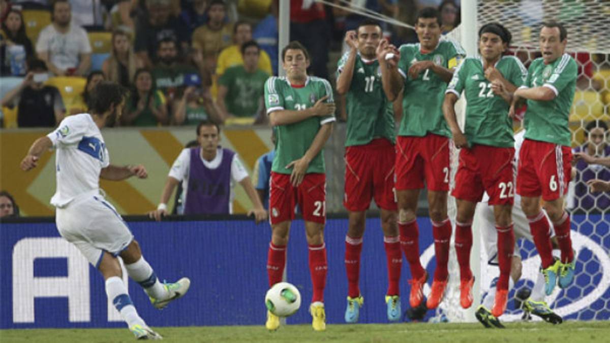 Jugadores de México habrían visitado club nudista tras derrota ante Italia