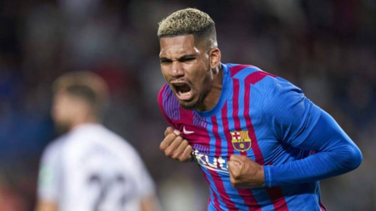 Matar o morir para Koeman: el 11 para enfrentar al Cádiz del Choco Lozano en la Liga Española ¿Y Coutinho?  