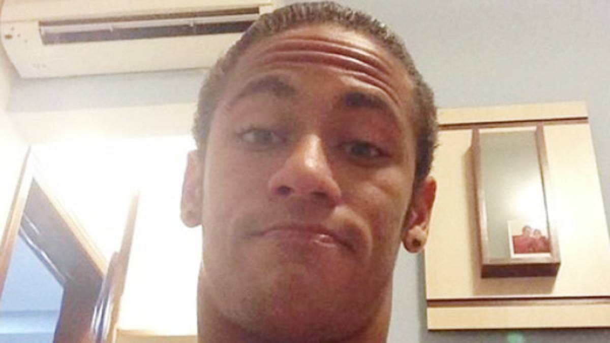 Neymar decide cambiar de look