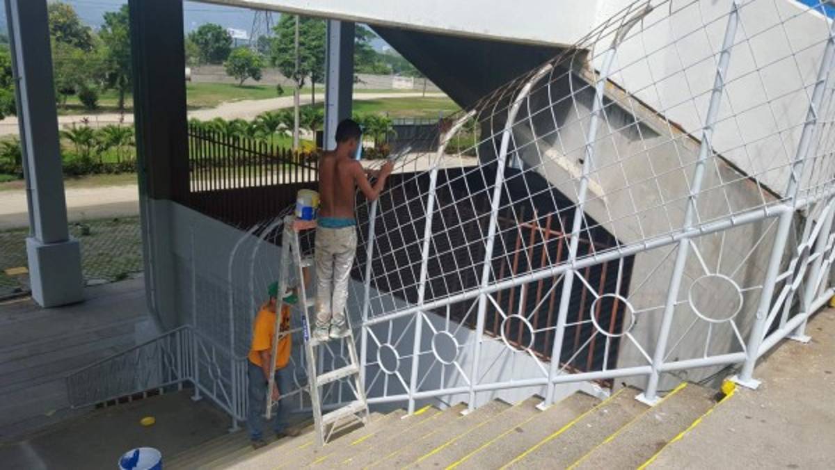 ¡ESPECTACULAR! Así pulen el estadio Olímpico para los juegos del hexagonal