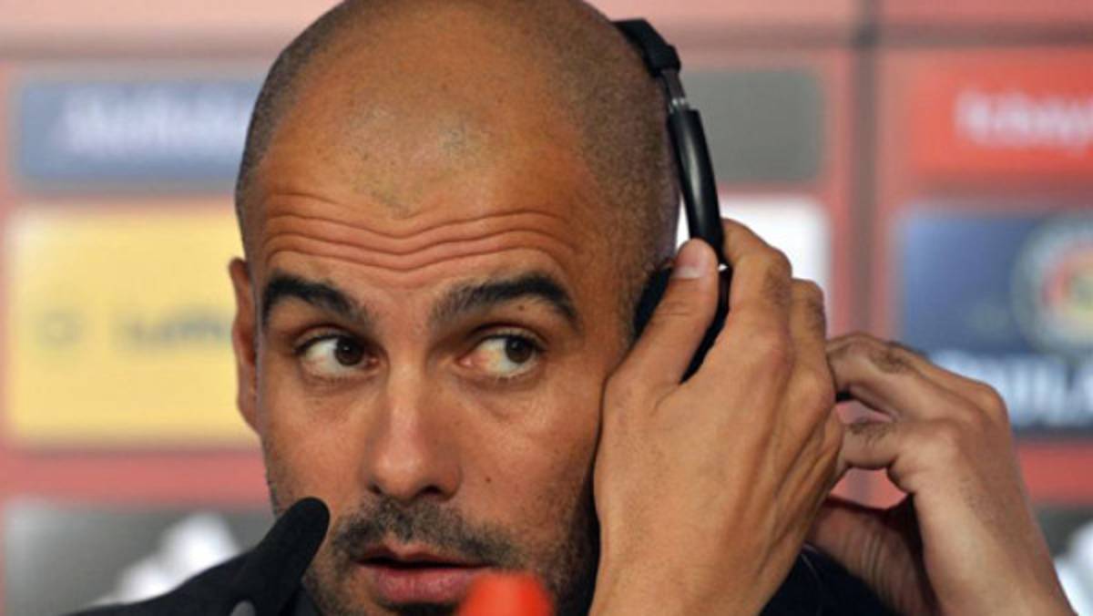 Pep Guardiola habla alemán en su presentación como técnico del Bayern