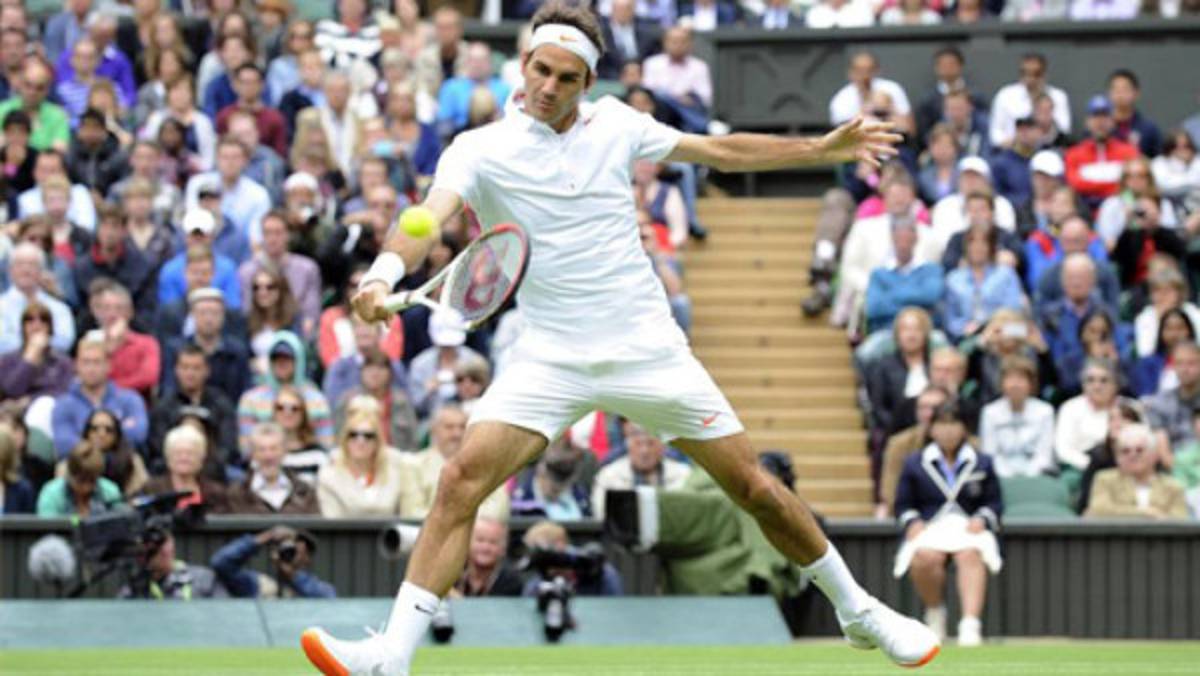 Roger Federer debuta con pie derecho en Wimbledon