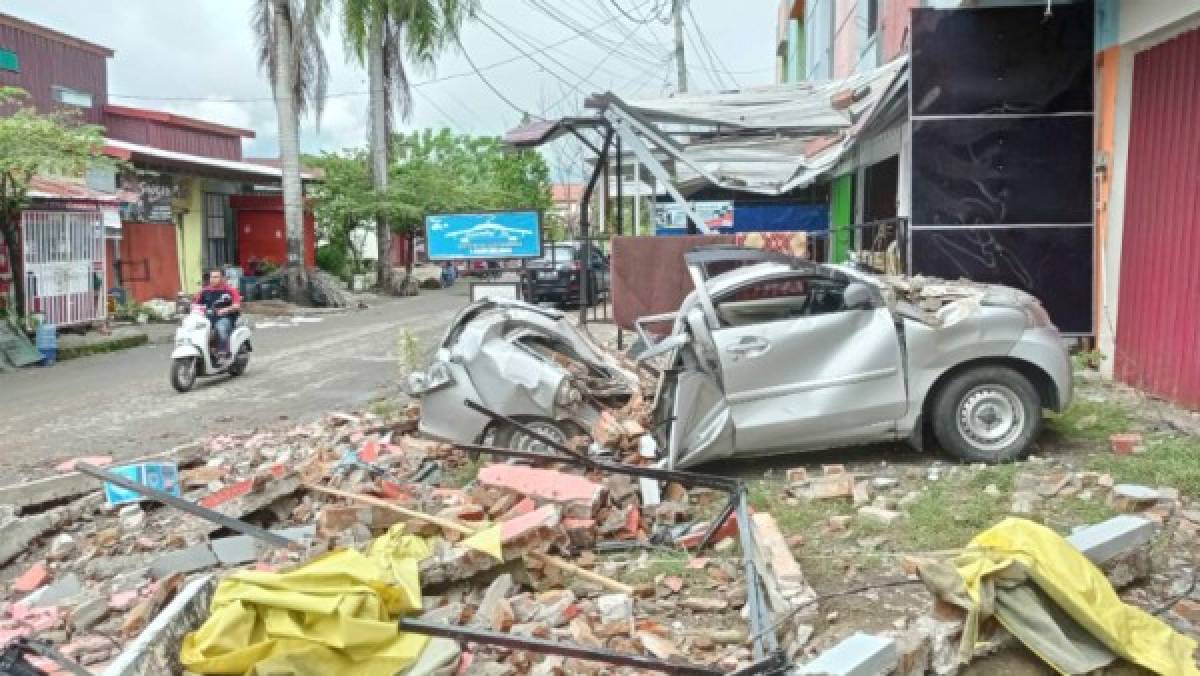 Devastadoras imágenes: Indonesia sufre un duro terremoto que dejó más de 30 personas muertas