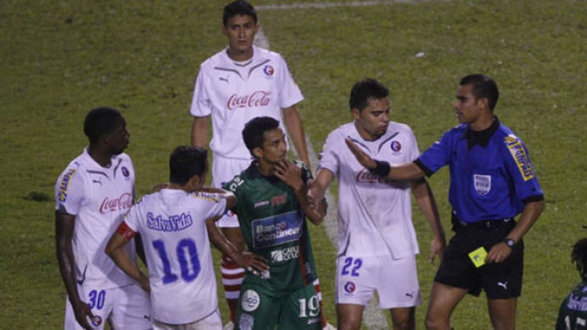 Marathón acordó jugar en el Olímpico