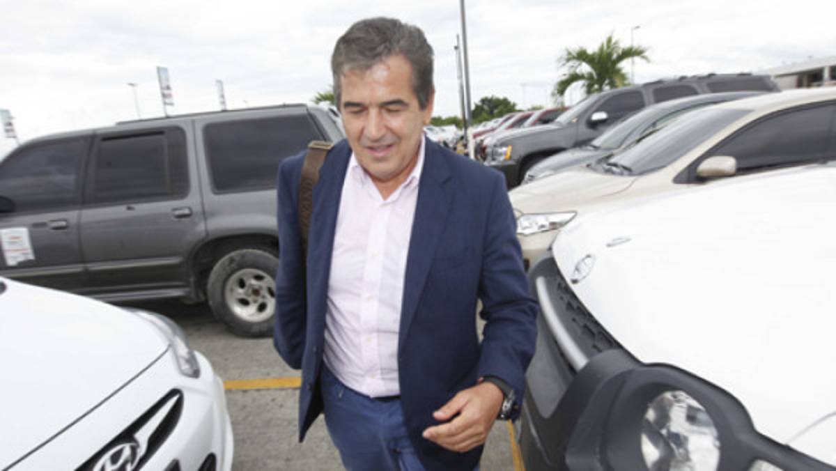 Pinto, inconforme con el horario del Honduras-Costa Rica