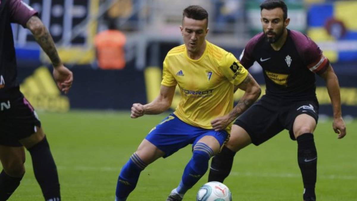 ¿Y Choco Lozano? El 11 que se perfila en Cádiz para su debut en Liga Española contra Osasuna