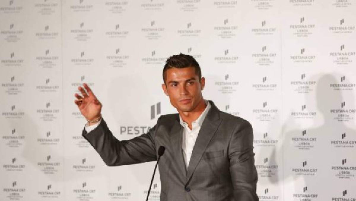 Y ofrece descuento: Cristiano Ronaldo inaugura su nuevo hotel en el Times Square, Nueva York