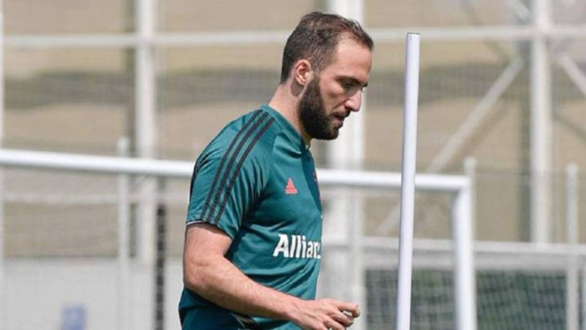 Con Arthur y un mexicano: El nuevo 11 que tendrá la Juventus para la temporada 2020-21