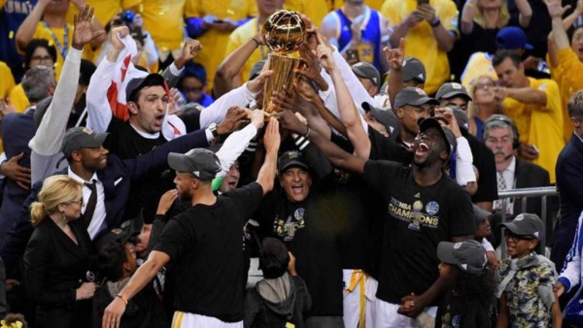 Los últimos 11 equipos campeones de la NBA, Warriors busca el triplete